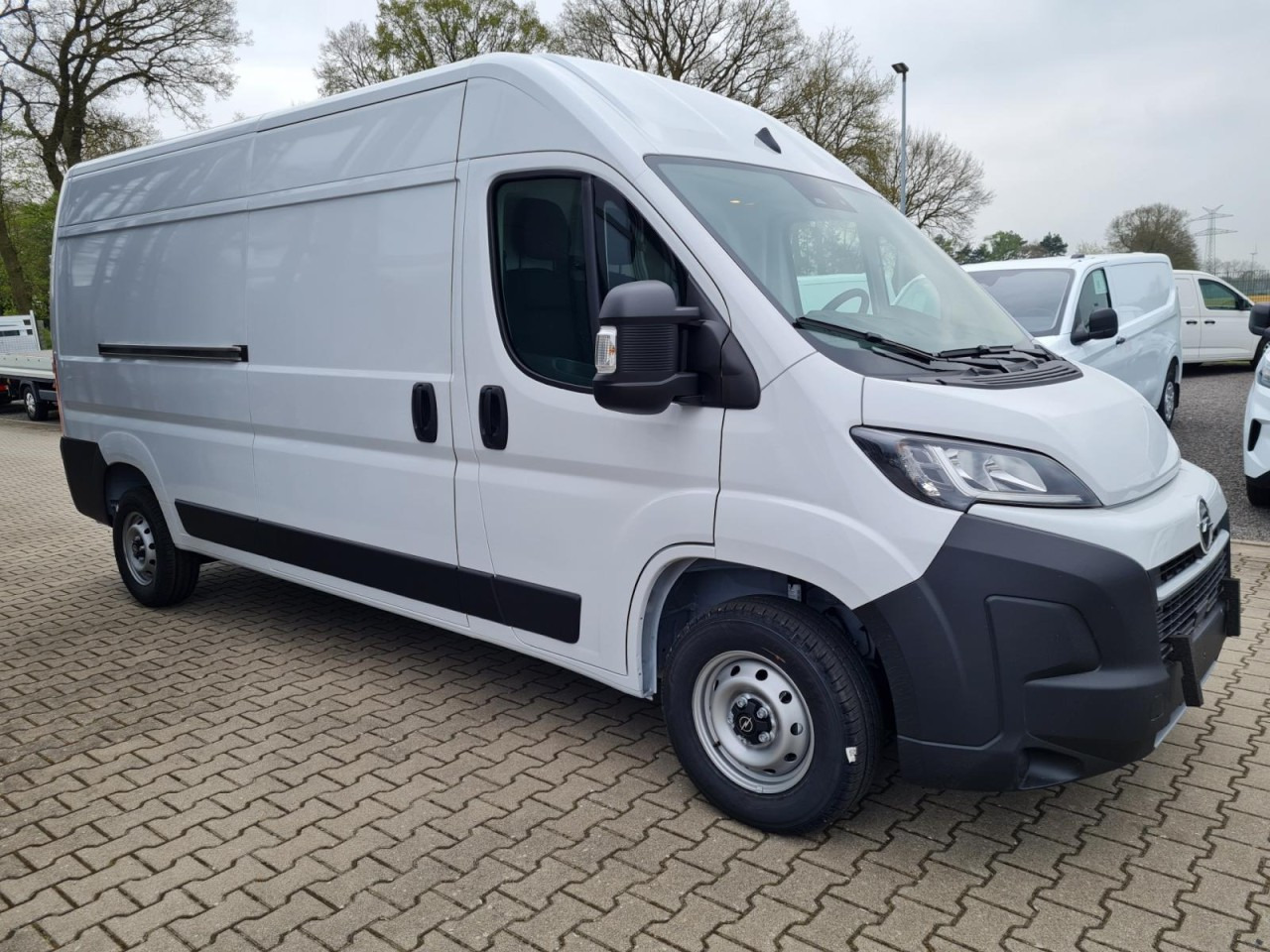 Opel Movano Kasten 2.2 HDI 180 L3H2 Klima NAVI TEMPOMAT - Цельнометаллический фургон: фото 5 Opel Movano Kasten 2.2 HDI 180 L3H2 Klima NAVI TEMPOMAT - Цельнометаллический фургон: фото 5