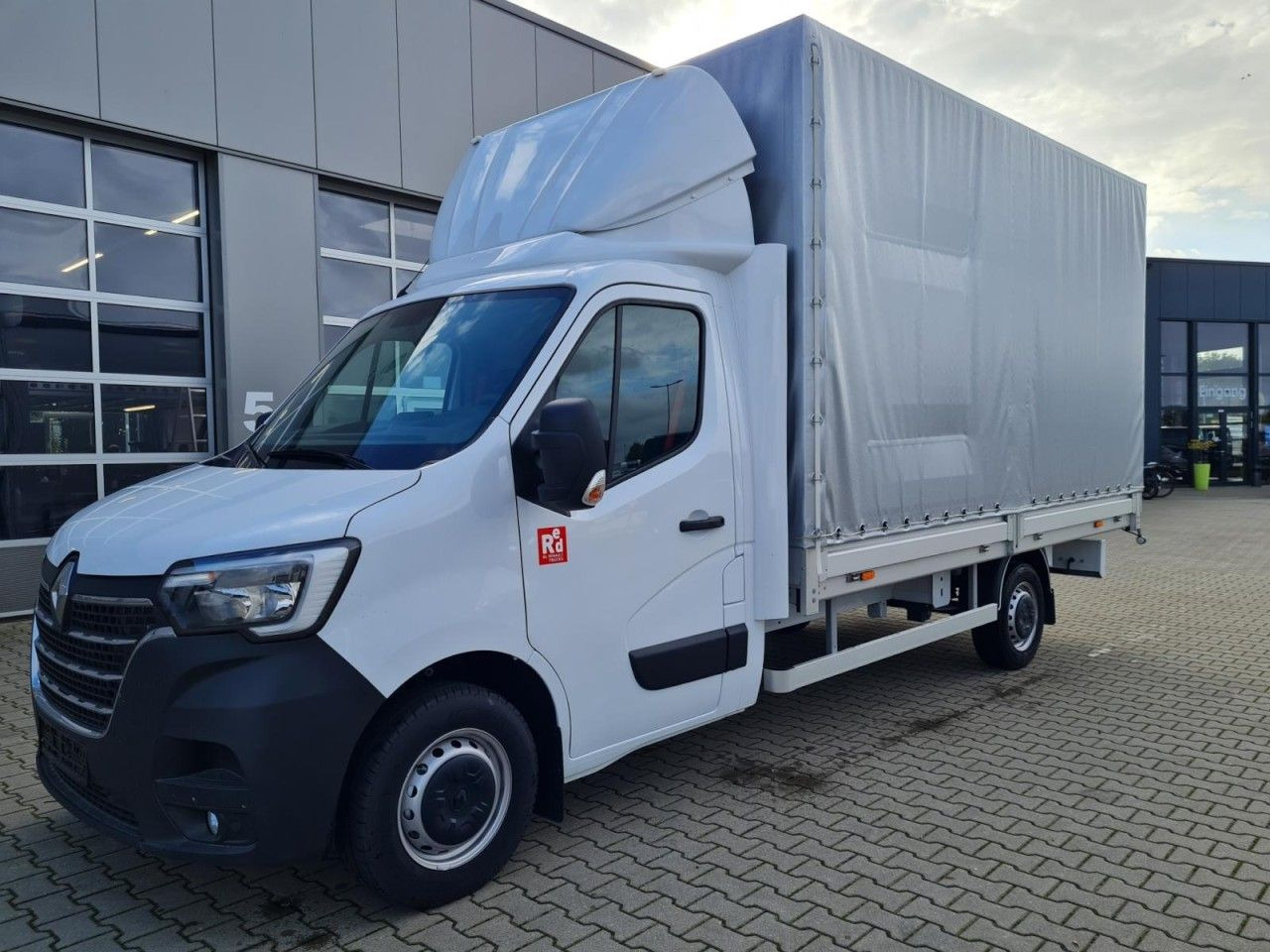 Renault Master 3,5t Pritsche Schiebe Plane ERGO TEMPOMAT - Тентованный фургон: фото 3 Renault Master 3,5t Pritsche Schiebe Plane ERGO TEMPOMAT - Тентованный фургон: фото 3