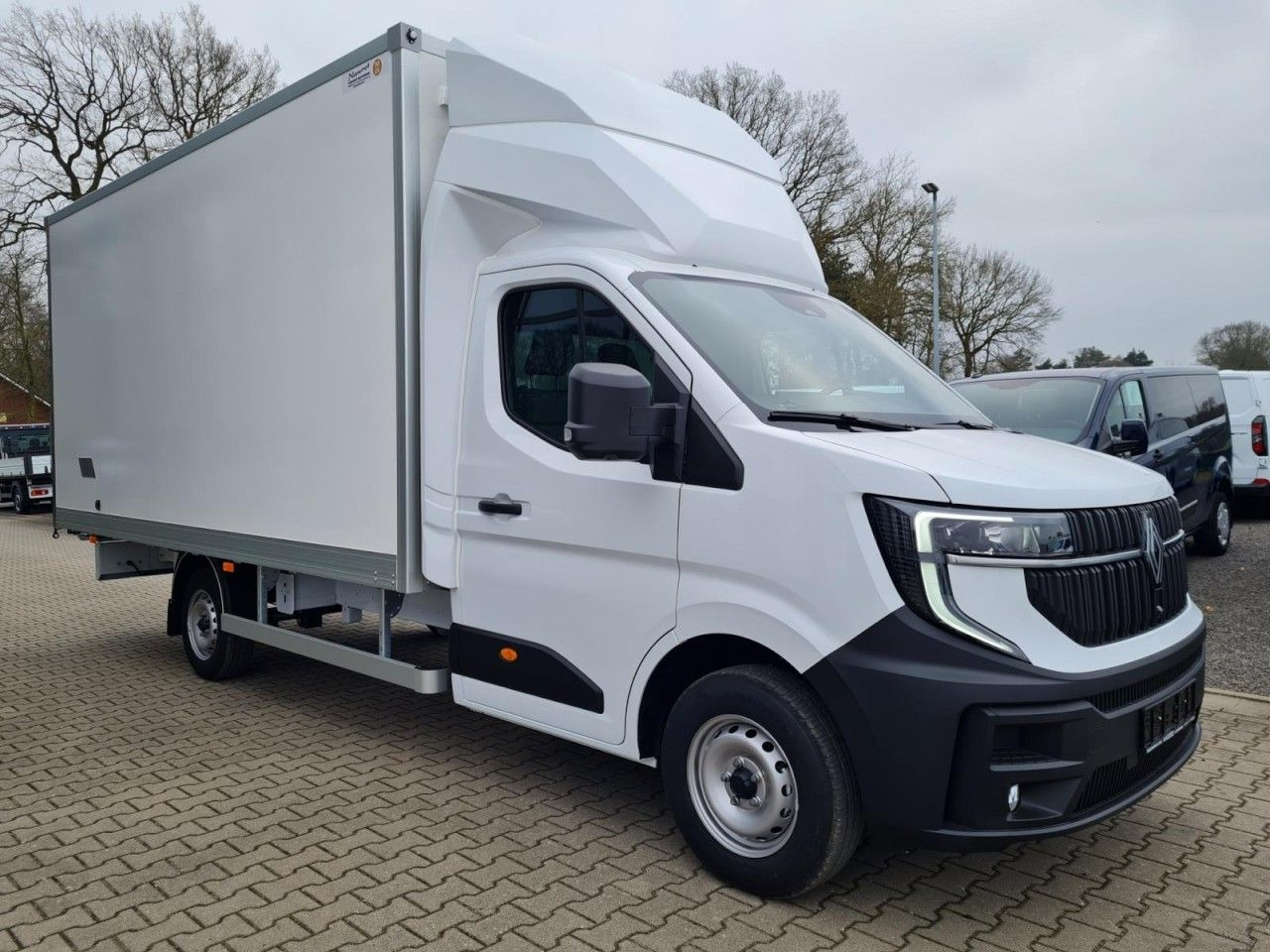 Renault Master 35 New Möbel Koffer KLIMA Tempom LF 4,80m - Фургон с закрытым кузовом: фото 3 Renault Master 35 New Möbel Koffer KLIMA Tempom LF 4,80m - Фургон с закрытым кузовом: фото 3