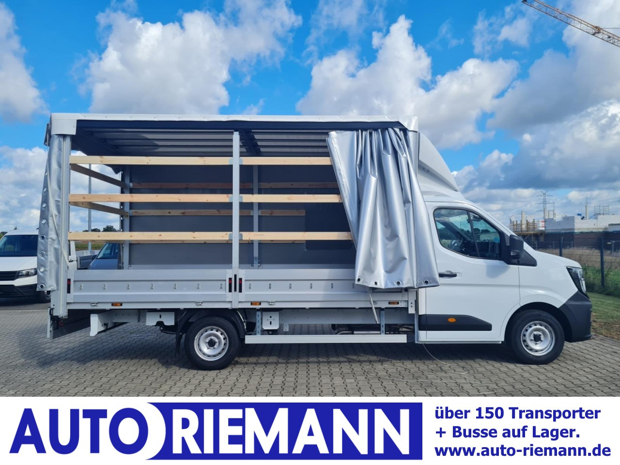 Renault Master 35 Pritsche Schiebe Plane KLIMA TEMPOMAT - Тентованный фургон: фото 1 Renault Master 35 Pritsche Schiebe Plane KLIMA TEMPOMAT - Тентованный фургон: фото 1
