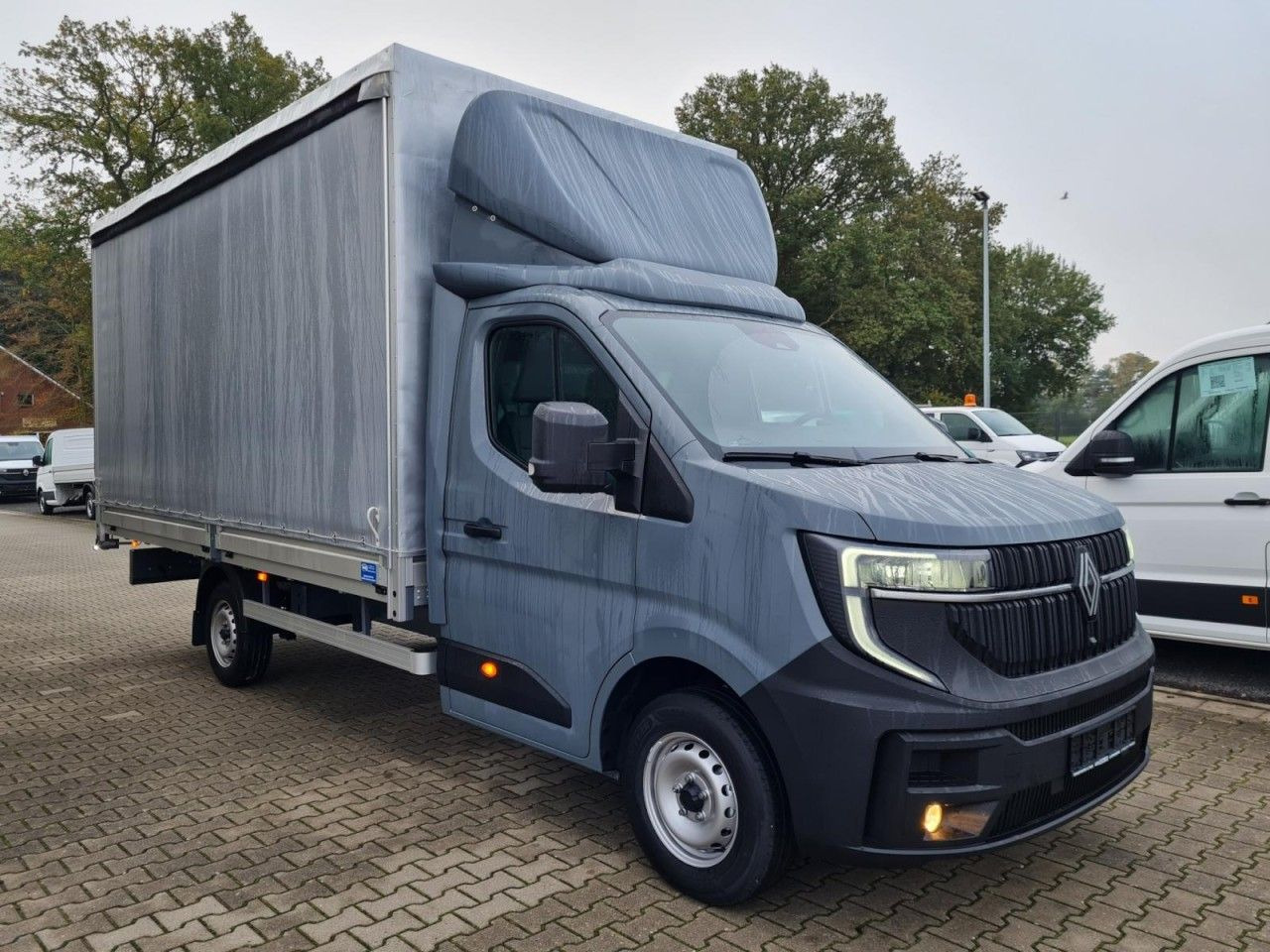 Renault Master Pritsche Schiebe Plane 10 Pal. LUFTFEDERU - Тентованный фургон: фото 4 Renault Master Pritsche Schiebe Plane 10 Pal. LUFTFEDERU - Тентованный фургон: фото 4