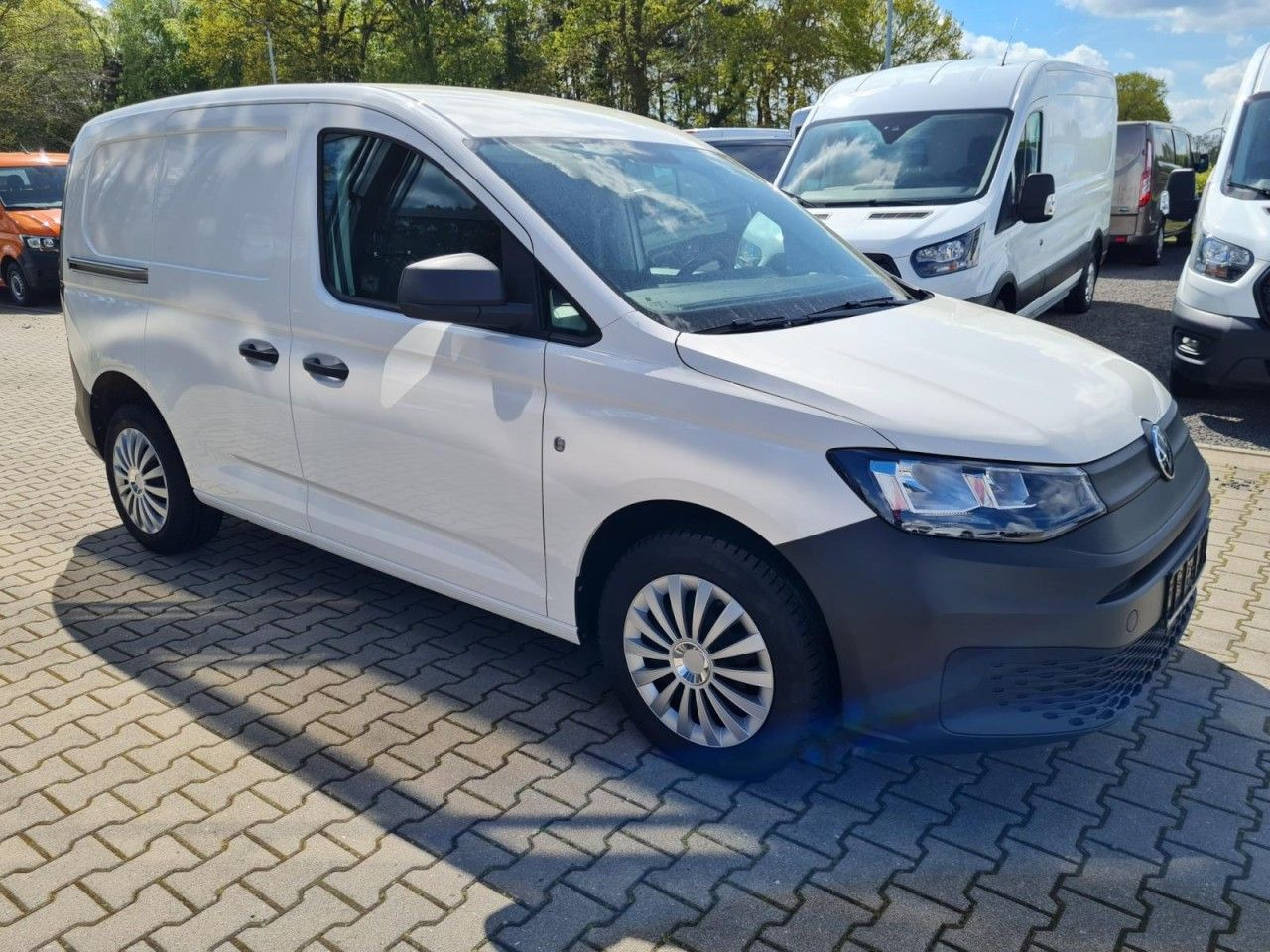 Volkswagen Caddy Kasten Cargo 2.0 TDI KLIMA KOMFORT PDC - Легковой фургон: фото 3 Volkswagen Caddy Kasten Cargo 2.0 TDI KLIMA KOMFORT PDC - Легковой фургон: фото 3