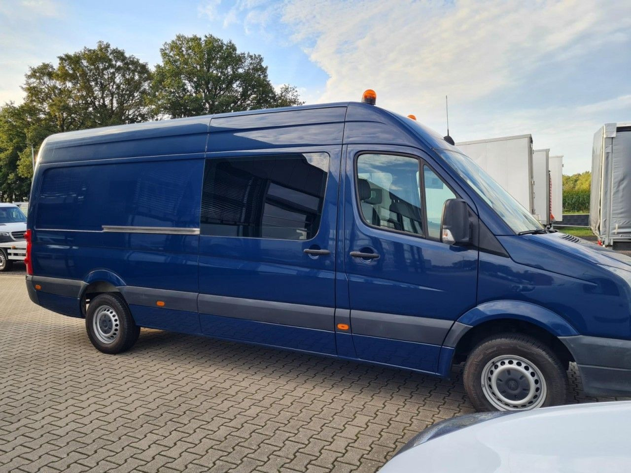 Volkswagen Crafter 35 Kasten Doka 5 Sitze AHK 3.5to REGALSY - Цельнометаллический фургон, Грузопассажирский фургон: фото 3 Volkswagen Crafter 35 Kasten Doka 5 Sitze AHK 3.5to REGALSY - Цельнометаллический фургон, Грузопассажирский фургон: фото 3