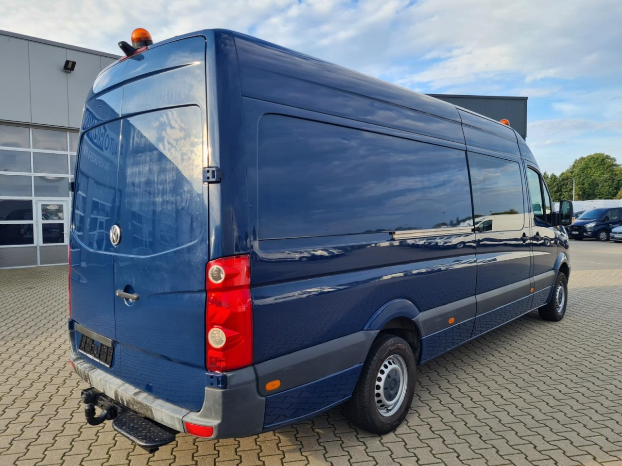 Volkswagen Crafter 35 Kasten Doka 5 Sitze AHK 3.5to REGALSYSTEM - Цельнометаллический фургон, Грузопассажирский фургон: фото 4 Volkswagen Crafter 35 Kasten Doka 5 Sitze AHK 3.5to REGALSYSTEM - Цельнометаллический фургон, Грузопассажирский фургон: фото 4
