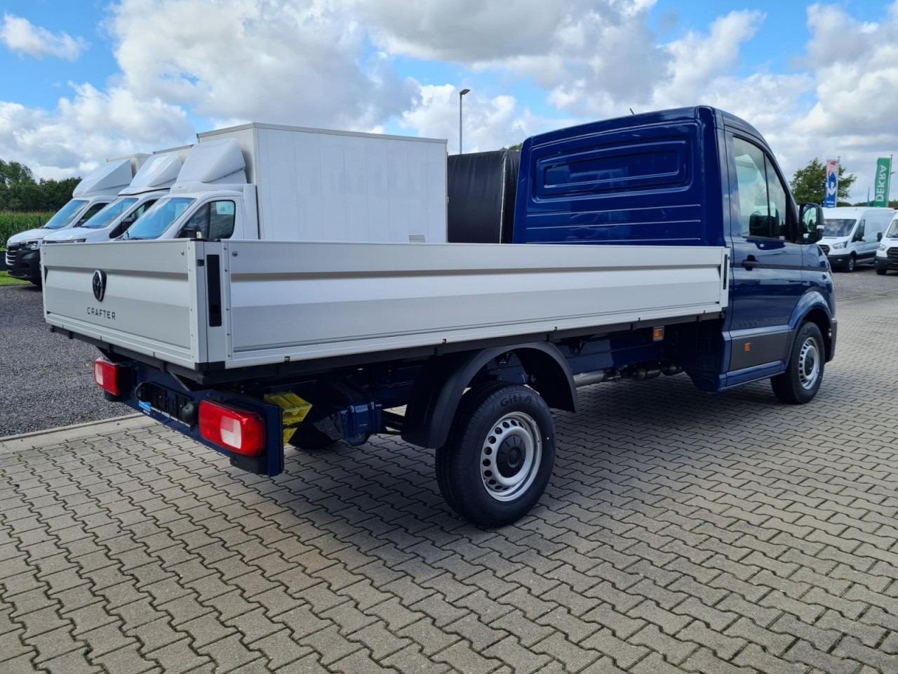 Volkswagen Crafter 35 Pritsche TDI L3 KLIMA TEMPOMAT 3 Sitzer - Малотоннажный бортовой грузовик: фото 4 Volkswagen Crafter 35 Pritsche TDI L3 KLIMA TEMPOMAT 3 Sitzer - Малотоннажный бортовой грузовик: фото 4