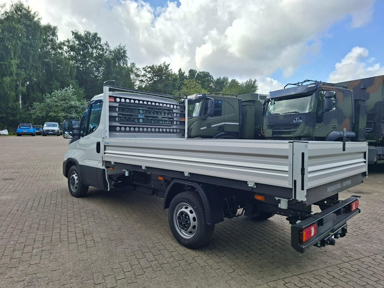 Iveco Daily 35S14A8Y Henschel 3-Seiten Kipper 100 k... - Малотоннажный бортовой грузовик: фото 4 Iveco Daily 35S14A8Y Henschel 3-Seiten Kipper 100 k... - Малотоннажный бортовой грузовик: фото 4