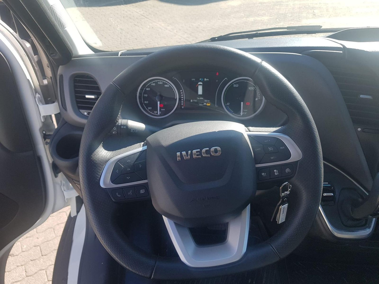 Iveco Daily 38S14E V Rückfahrkamera, AHK mit 3,5t, ... в лизинг Iveco Daily 38S14E V Rückfahrkamera, AHK mit 3,5t, ...: фото 13 Iveco Daily 38S14E V Rückfahrkamera, AHK mit 3,5t, ... в лизинг Iveco Daily 38S14E V Rückfahrkamera, AHK mit 3,5t, ...: фото 13