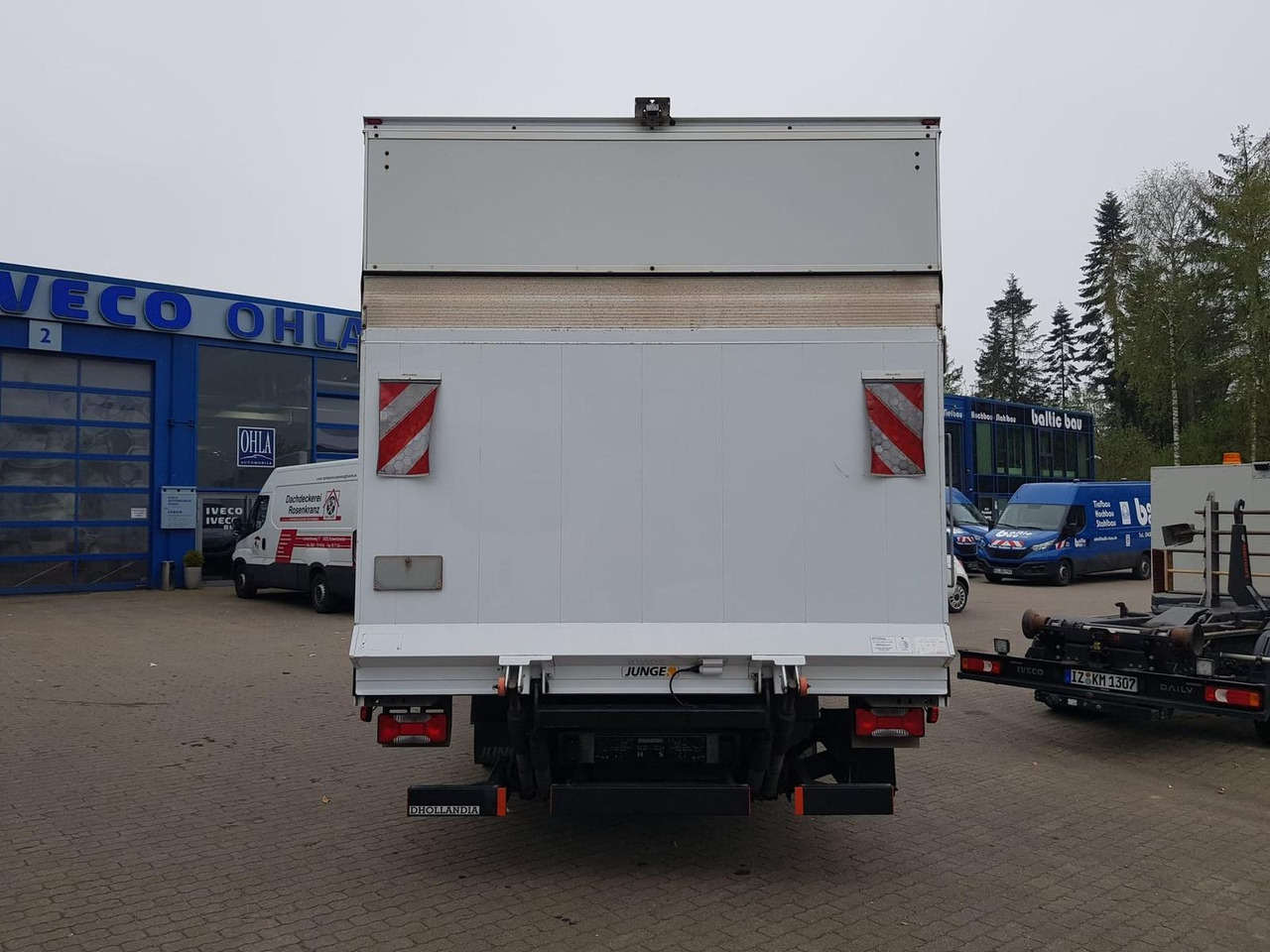 Iveco Daily 70C18HA8/P Koffer, Luftfederung, Kamera - Фургон с закрытым кузовом: фото 5 Iveco Daily 70C18HA8/P Koffer, Luftfederung, Kamera - Фургон с закрытым кузовом: фото 5