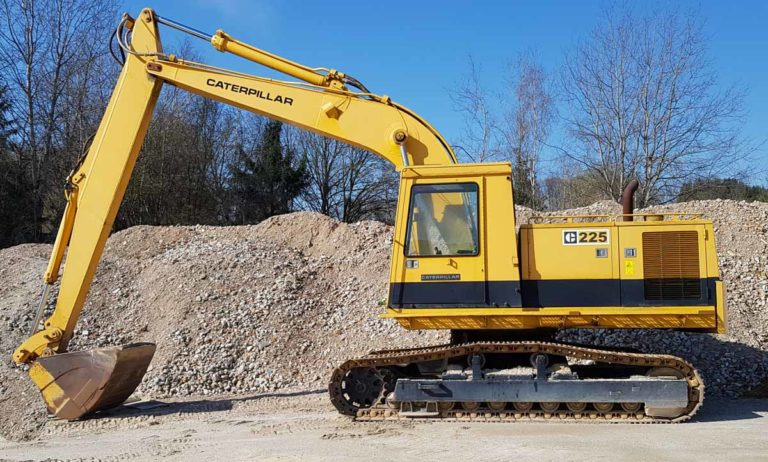 Caterpillar 225 – excavator with long stick / Kettenbagger mit langem Stiel - Гусеничный экскаватор: фото 1 Caterpillar 225 – excavator with long stick / Kettenbagger mit langem Stiel - Гусеничный экскаватор: фото 1