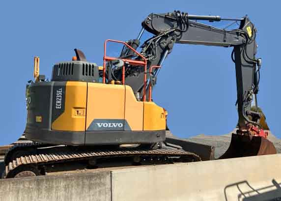 Volvo ECR235 E – excavator / Kettenbagger - Экскаватор: фото 1 Volvo ECR235 E – excavator / Kettenbagger - Экскаватор: фото 1