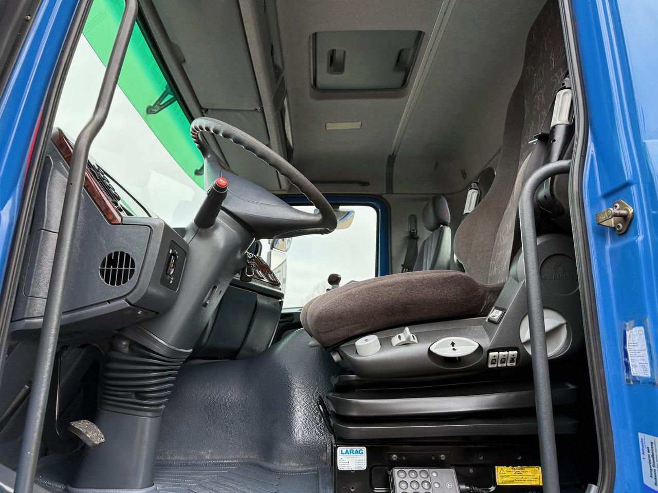 Портальный бункеровоз Mercedes-Benz 3243 Actros MP1 4-Achs Absetzkipper: фото 18