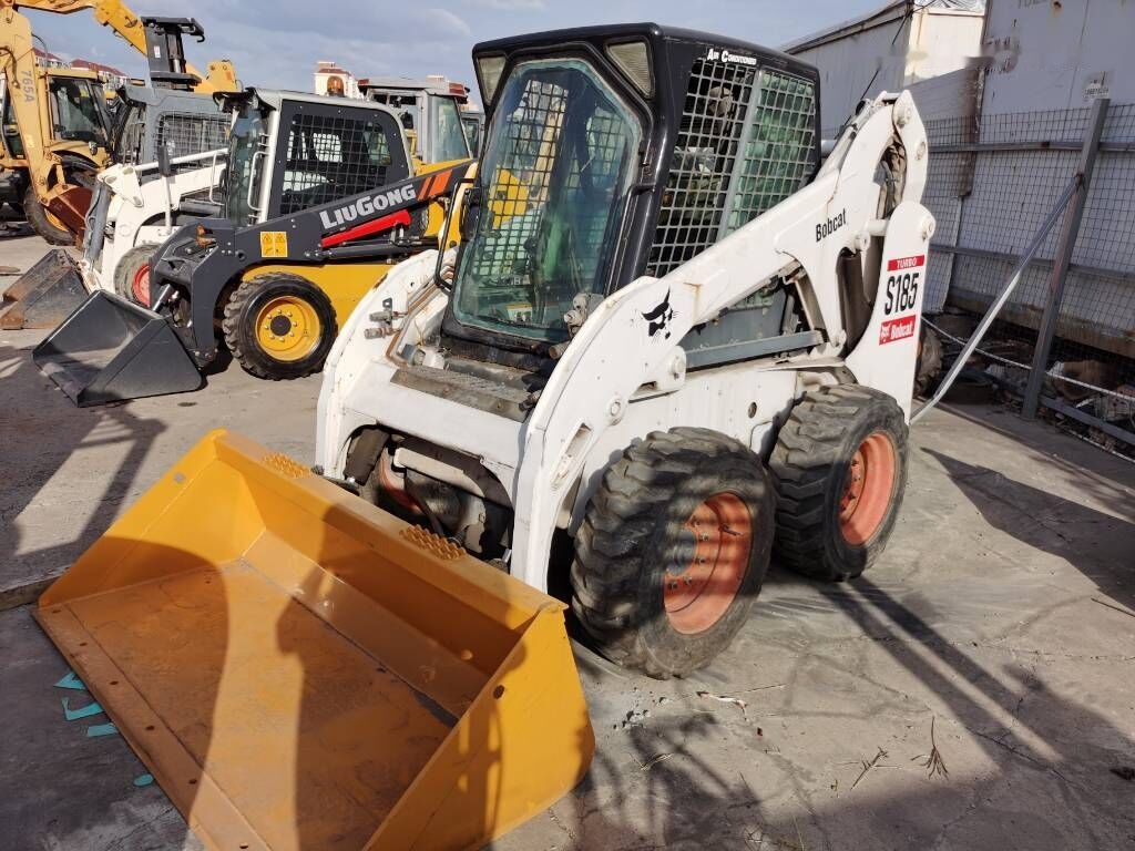Bobcat S 185 - Мини-погрузчик с бортовым поворотом: фото 3 Bobcat S 185 - Мини-погрузчик с бортовым поворотом: фото 3