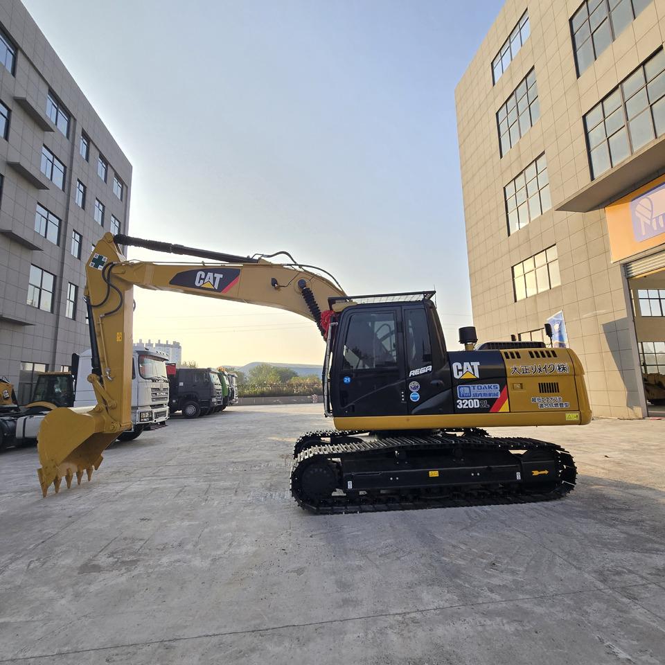 CATERPILLAR 320D - Экскаватор: фото 3 CATERPILLAR 320D - Экскаватор: фото 3