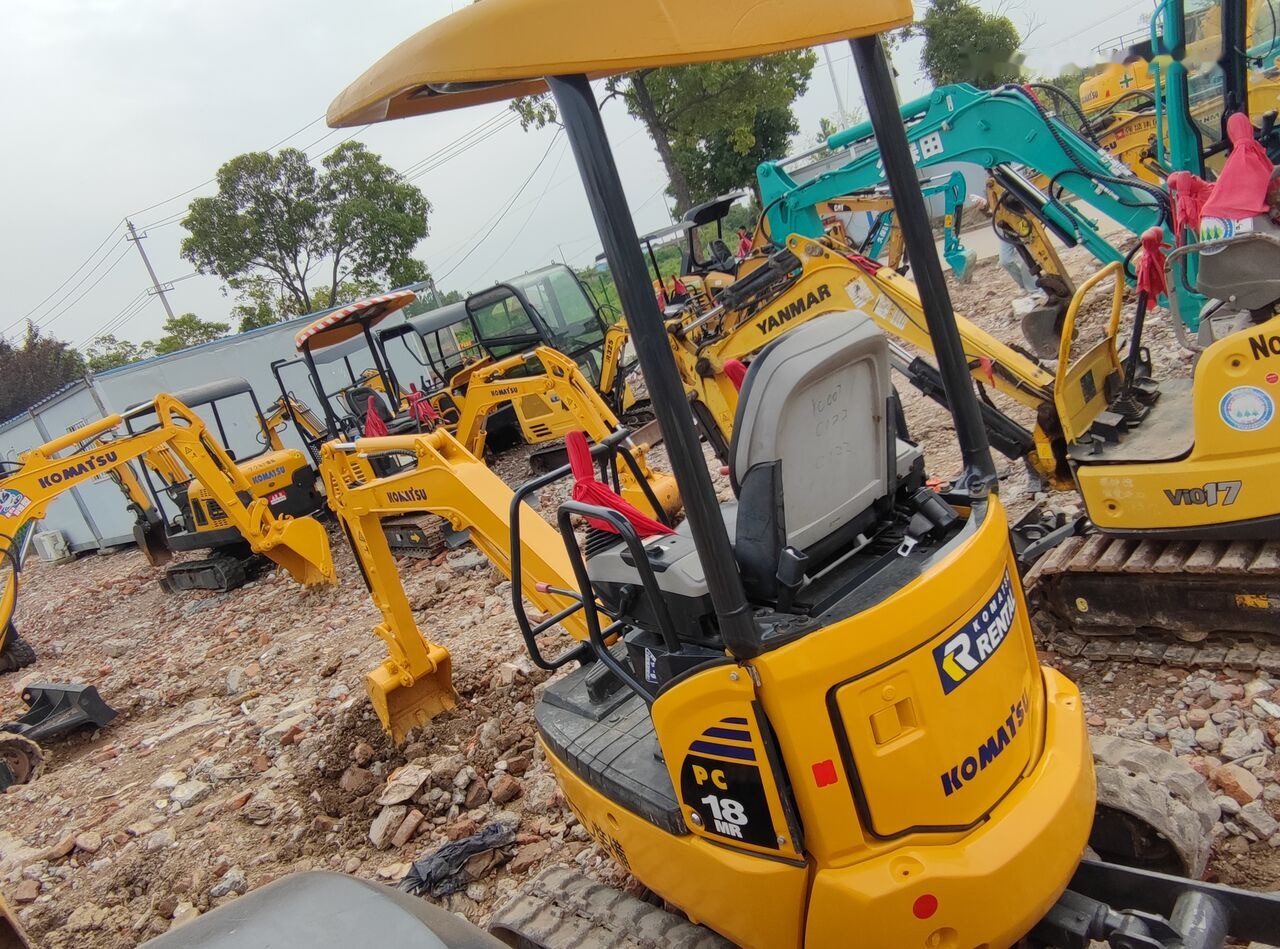 Komatsu PC18MR - Мини-экскаватор: фото 1 Komatsu PC18MR - Мини-экскаватор: фото 1
