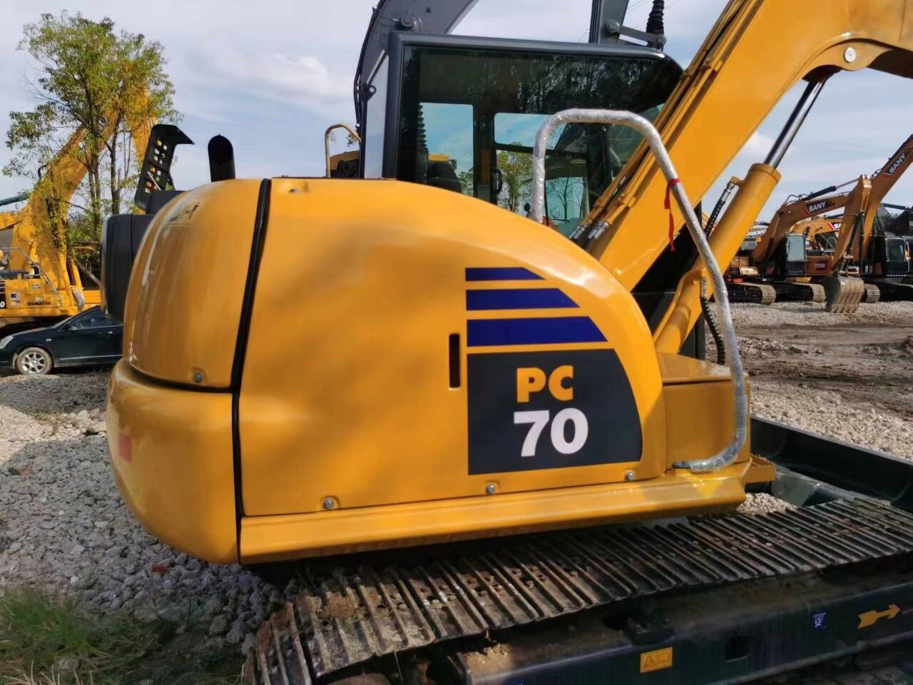 Komatsu PC70-8 - Гусеничный экскаватор: фото 2 Komatsu PC70-8 - Гусеничный экскаватор: фото 2