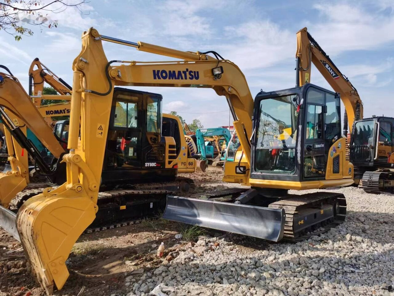 Komatsu PC70-8 - Гусеничный экскаватор: фото 1 Komatsu PC70-8 - Гусеничный экскаватор: фото 1