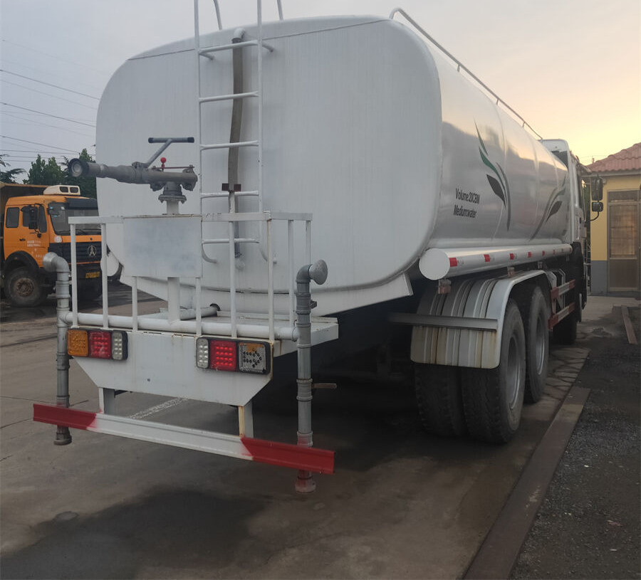 HOWO - Коммунальная/ Специальная техника: фото 3 HOWO - Коммунальная/ Специальная техника: фото 3