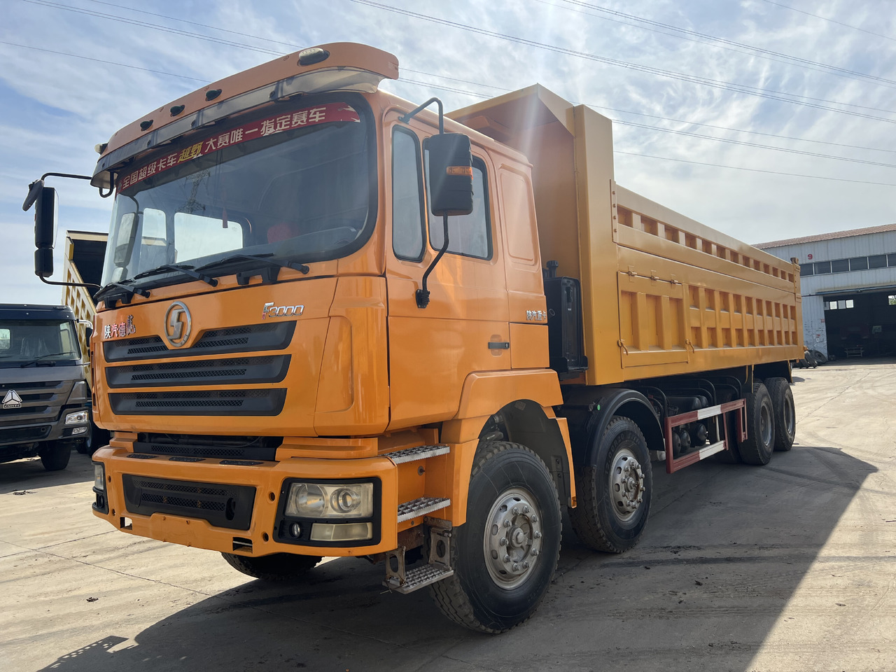 SHACMAN 8*4 dump truck - Самосвал: фото 1 SHACMAN 8*4 dump truck - Самосвал: фото 1