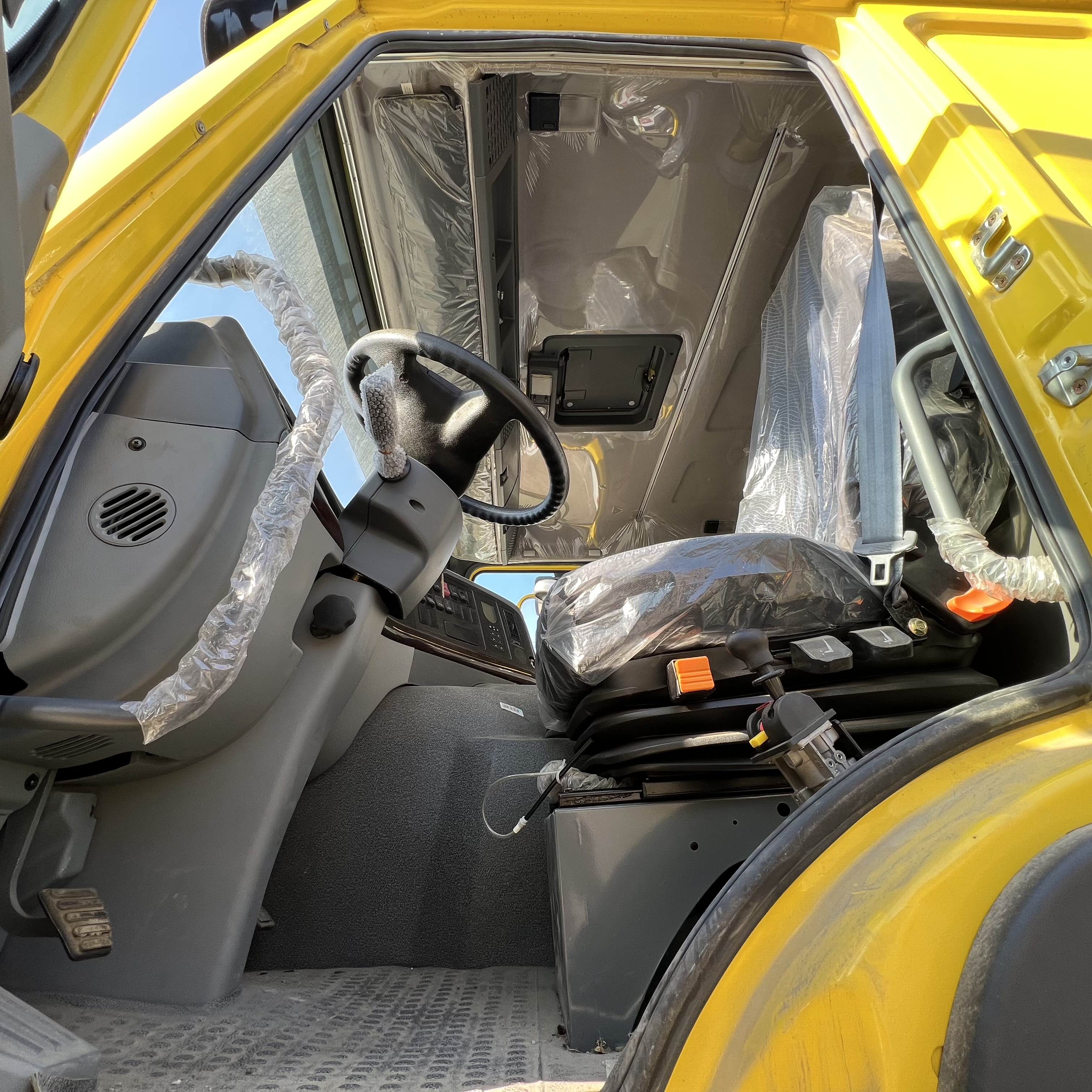 Sinotruk HOWO 371 6*4 Dump truck - Самосвал: фото 2 Sinotruk HOWO 371 6*4 Dump truck - Самосвал: фото 2