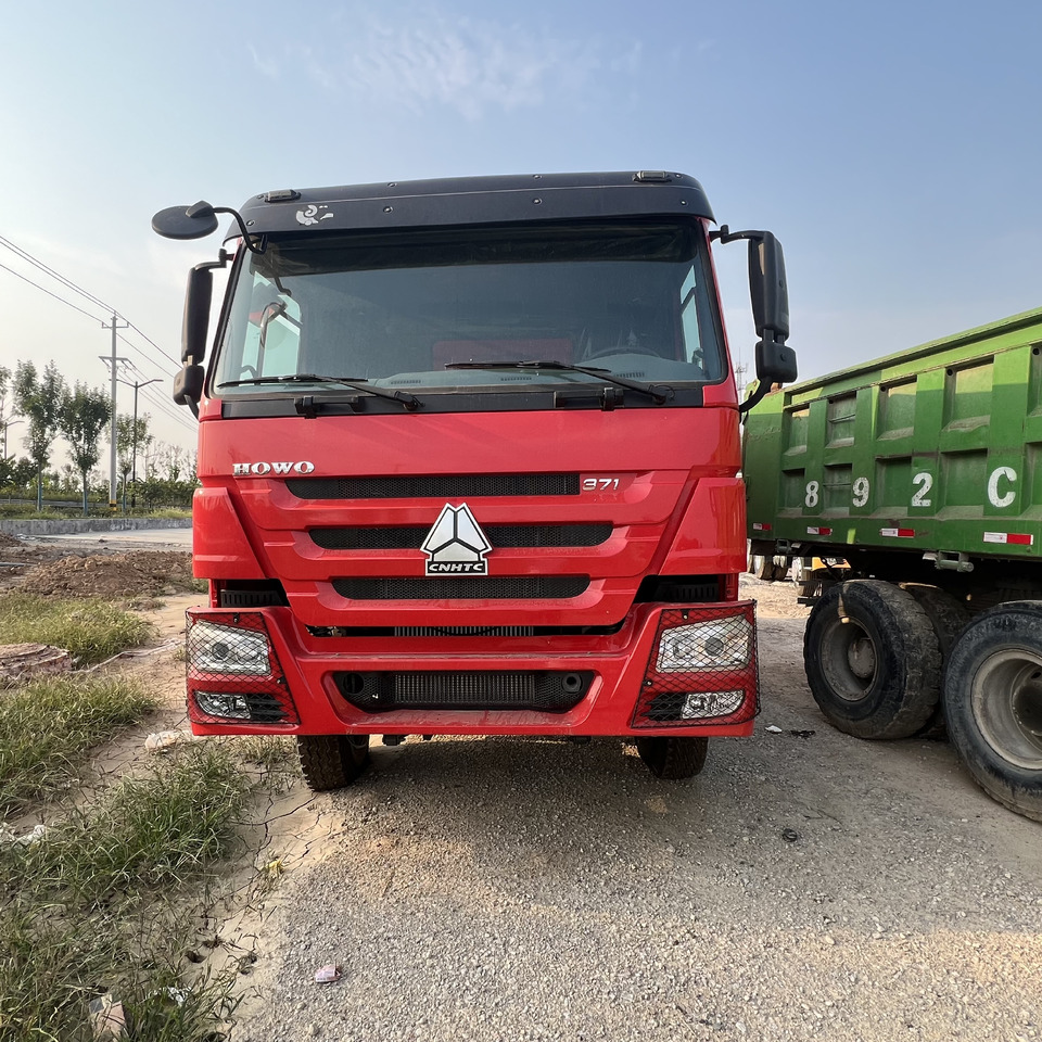Самосвал Sinotruk HOWO 371 6*4 Dump truck: фото 8 Самосвал Sinotruk HOWO 371 6*4 Dump truck: фото 8