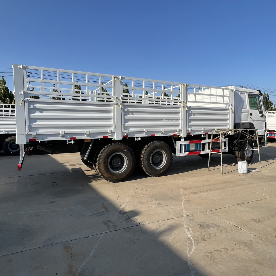 Sinotruk HOWO 371 6*4 Fence truck - Грузовик бортовой/ Платформа: фото 4 Sinotruk HOWO 371 6*4 Fence truck - Грузовик бортовой/ Платформа: фото 4