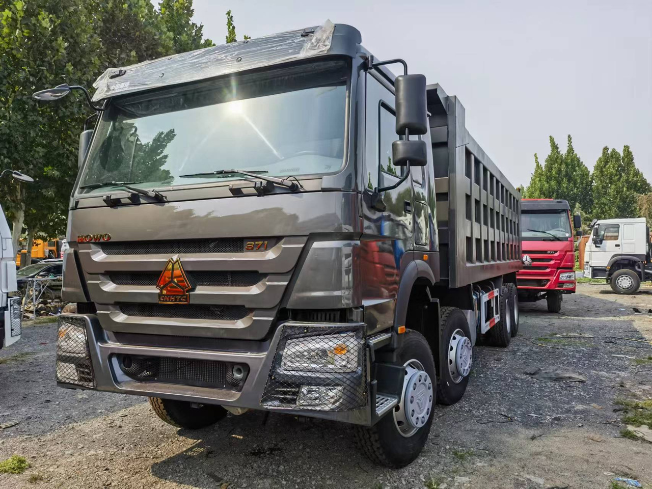 Sinotruk HOWO 371 8*4 Dump truck - Самосвал: фото 1 Sinotruk HOWO 371 8*4 Dump truck - Самосвал: фото 1