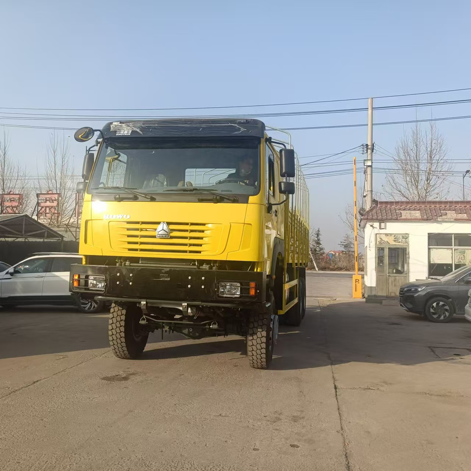 Sinotruk HOWO 6*4 Troop Carrier - Грузовик бортовой/ Платформа: фото 3 Sinotruk HOWO 6*4 Troop Carrier - Грузовик бортовой/ Платформа: фото 3