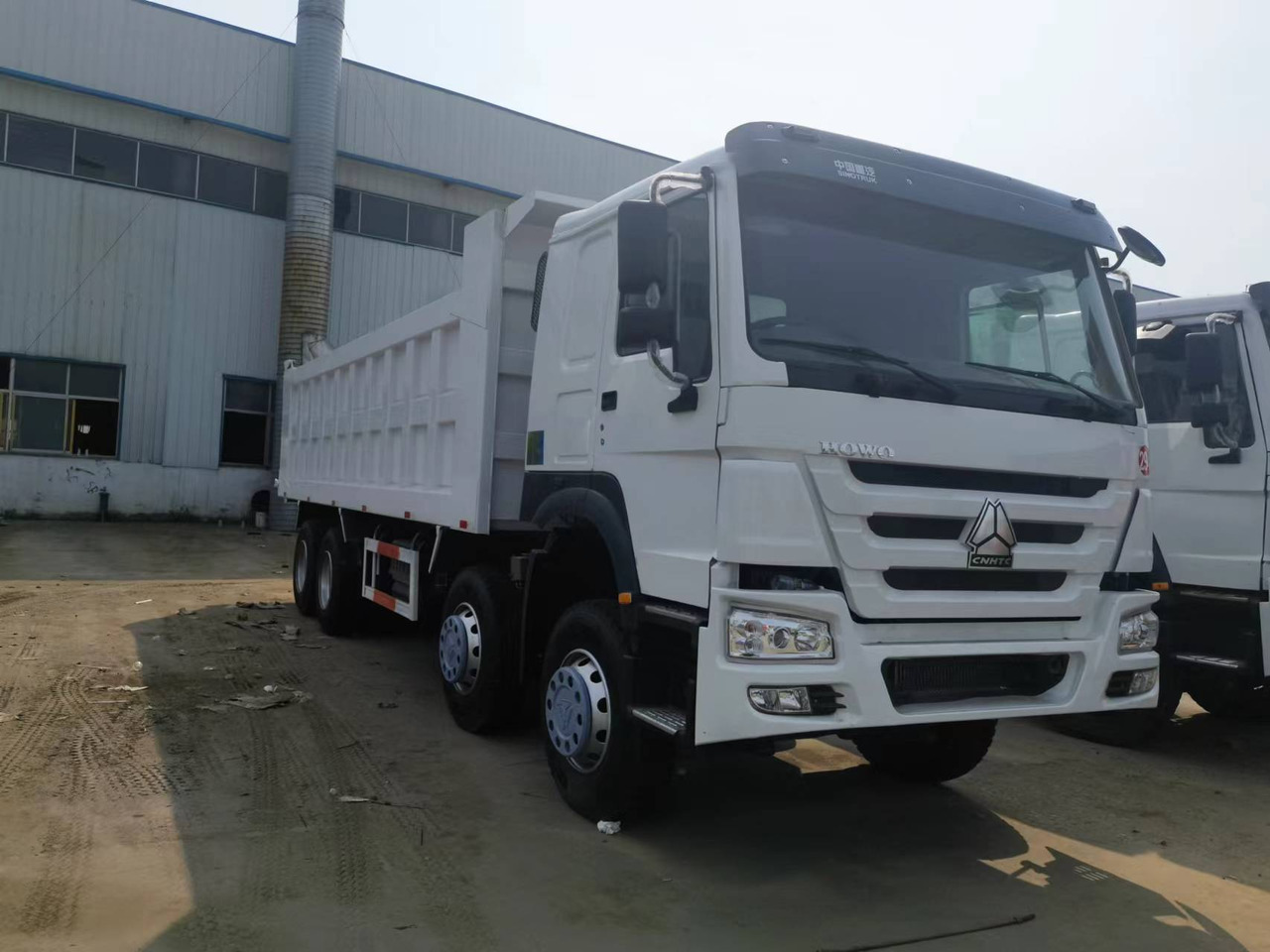 Sinotruk HOWO 8*4 Dump truck - Самосвал: фото 4 Sinotruk HOWO 8*4 Dump truck - Самосвал: фото 4