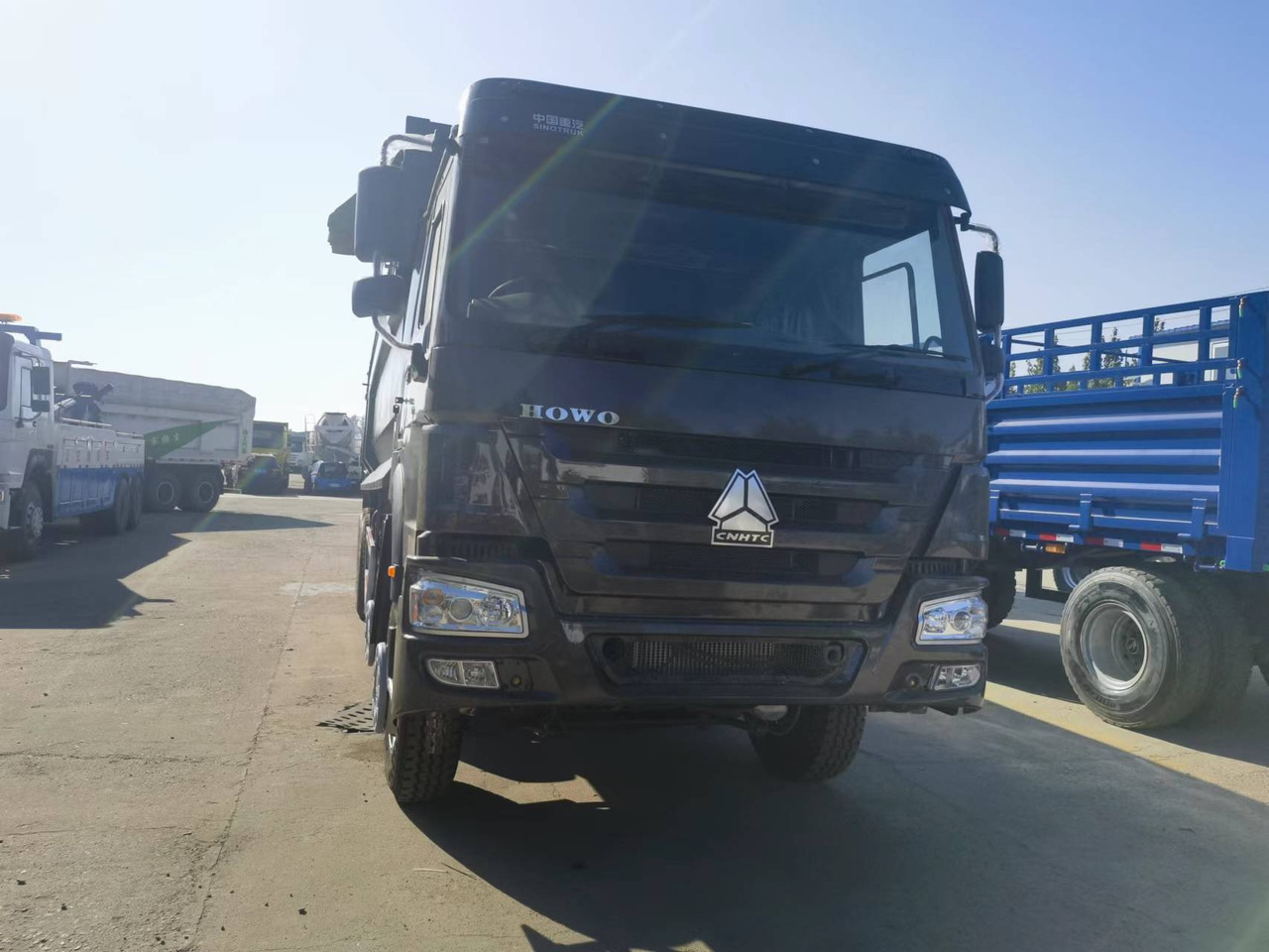 Sinotruk HOWO 8*4 Dump truck - Самосвал: фото 5 Sinotruk HOWO 8*4 Dump truck - Самосвал: фото 5