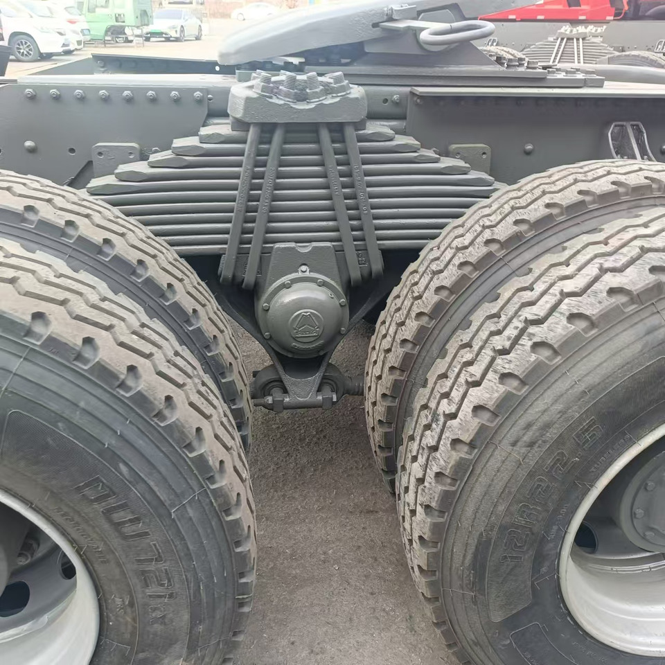 Тягач Sinotruk HOWO 371 6*4 Tractor: фото 9