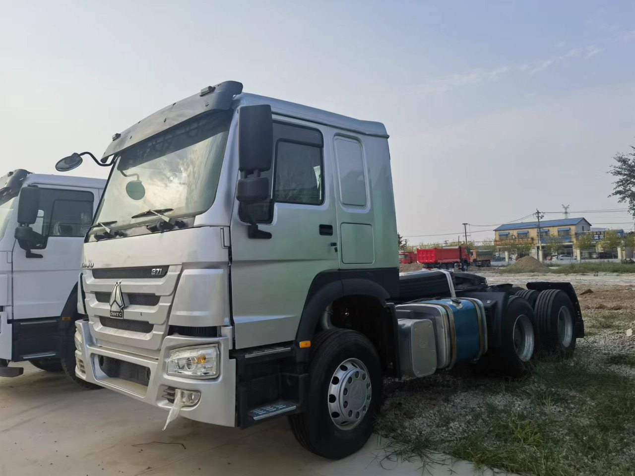 Sinotruk HOWO 371 Tractor - Тягач: фото 1 Sinotruk HOWO 371 Tractor - Тягач: фото 1