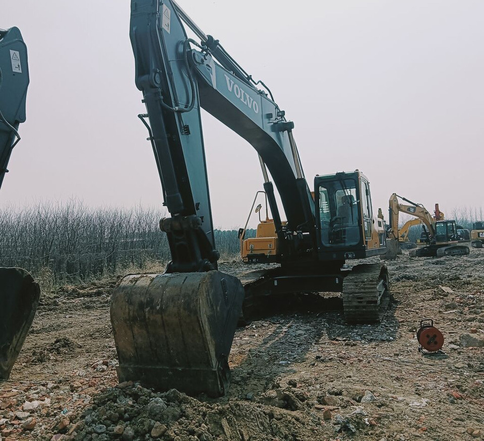 Volvo EC290D - Гусеничный экскаватор: фото 1 Volvo EC290D - Гусеничный экскаватор: фото 1
