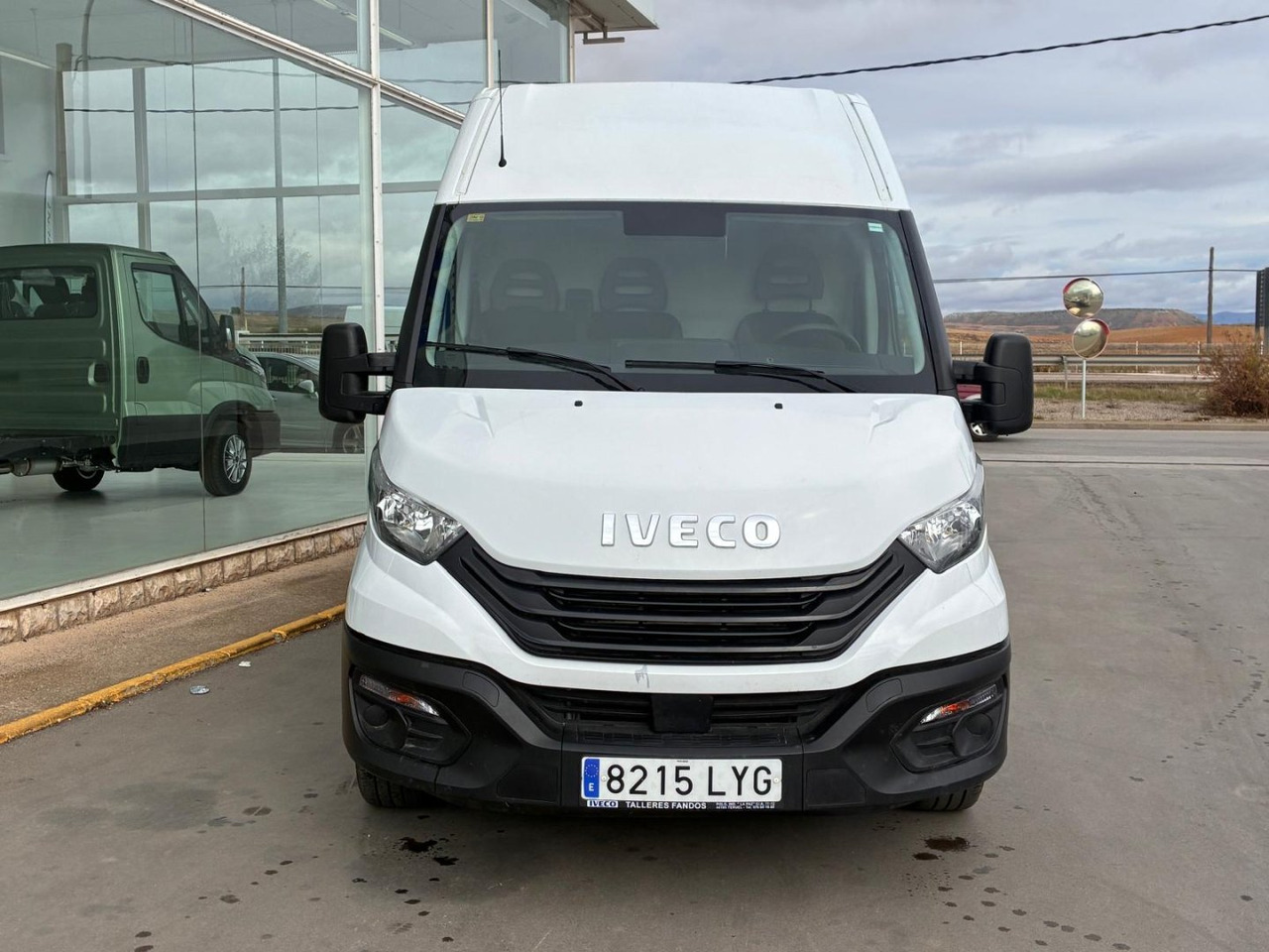 Furgón IVECO 35S16 V 16m3 - Цельнометаллический фургон: фото 2 Furgón IVECO 35S16 V 16m3 - Цельнометаллический фургон: фото 2
