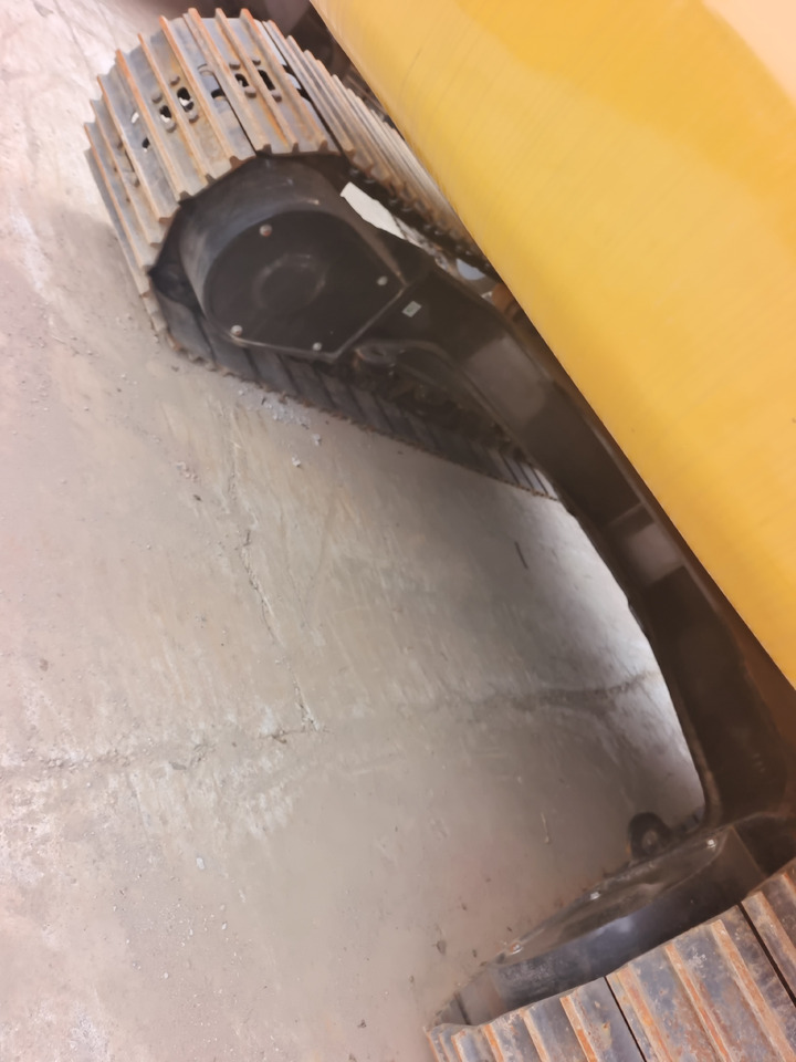 CAT 323GC - Гусеничный экскаватор: фото 4 CAT 323GC - Гусеничный экскаватор: фото 4