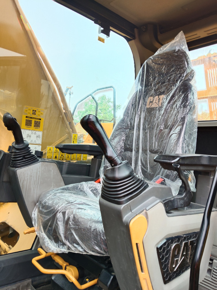 CAT 330GC 330D2L 336D2L 336GC - Гусеничный экскаватор: фото 3 CAT 330GC 330D2L 336D2L 336GC - Гусеничный экскаватор: фото 3