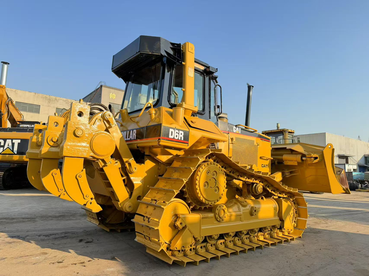 CAT D6R - Бульдозер: фото 5 CAT D6R - Бульдозер: фото 5