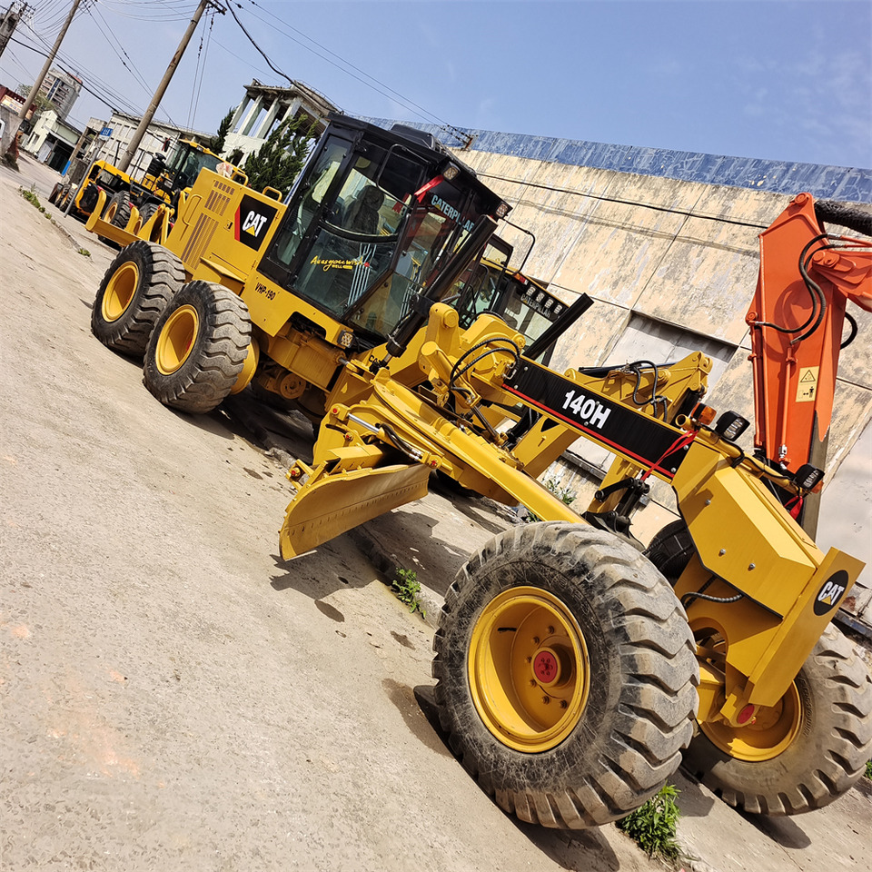 CATERPILLAR 140H 140K 140G CAT - Грейдер: фото 1 CATERPILLAR 140H 140K 140G CAT - Грейдер: фото 1