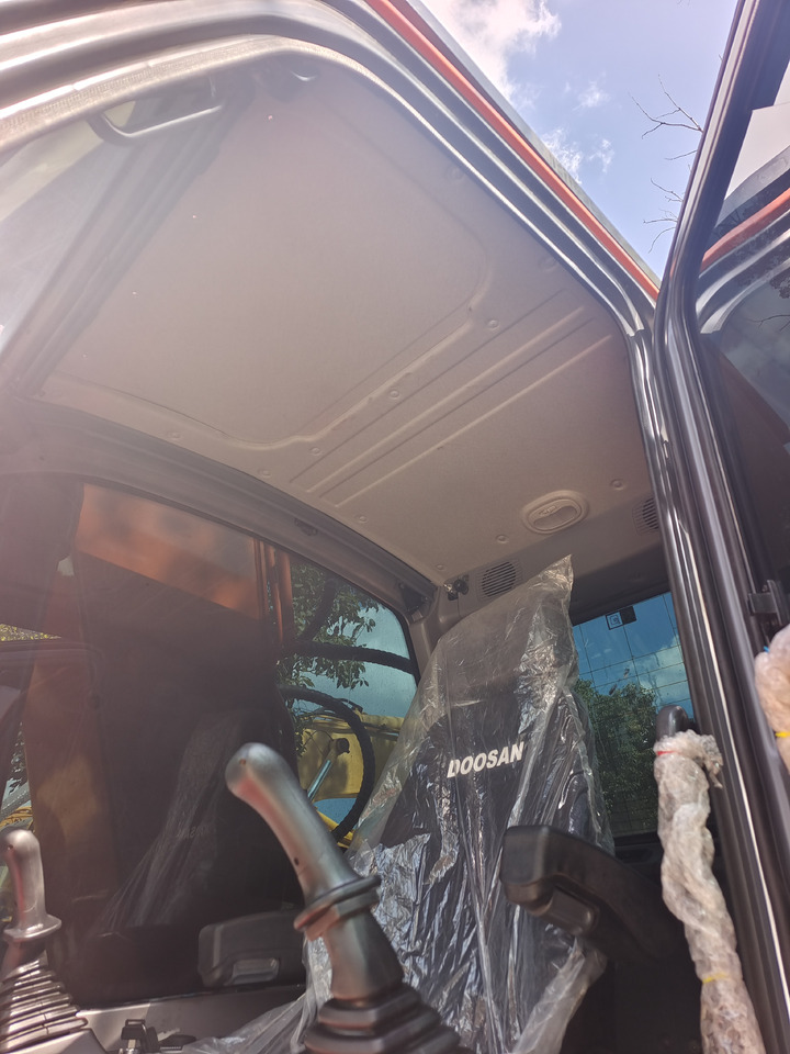 DOOSAN DX225LCA - Гусеничный экскаватор: фото 5 DOOSAN DX225LCA - Гусеничный экскаватор: фото 5