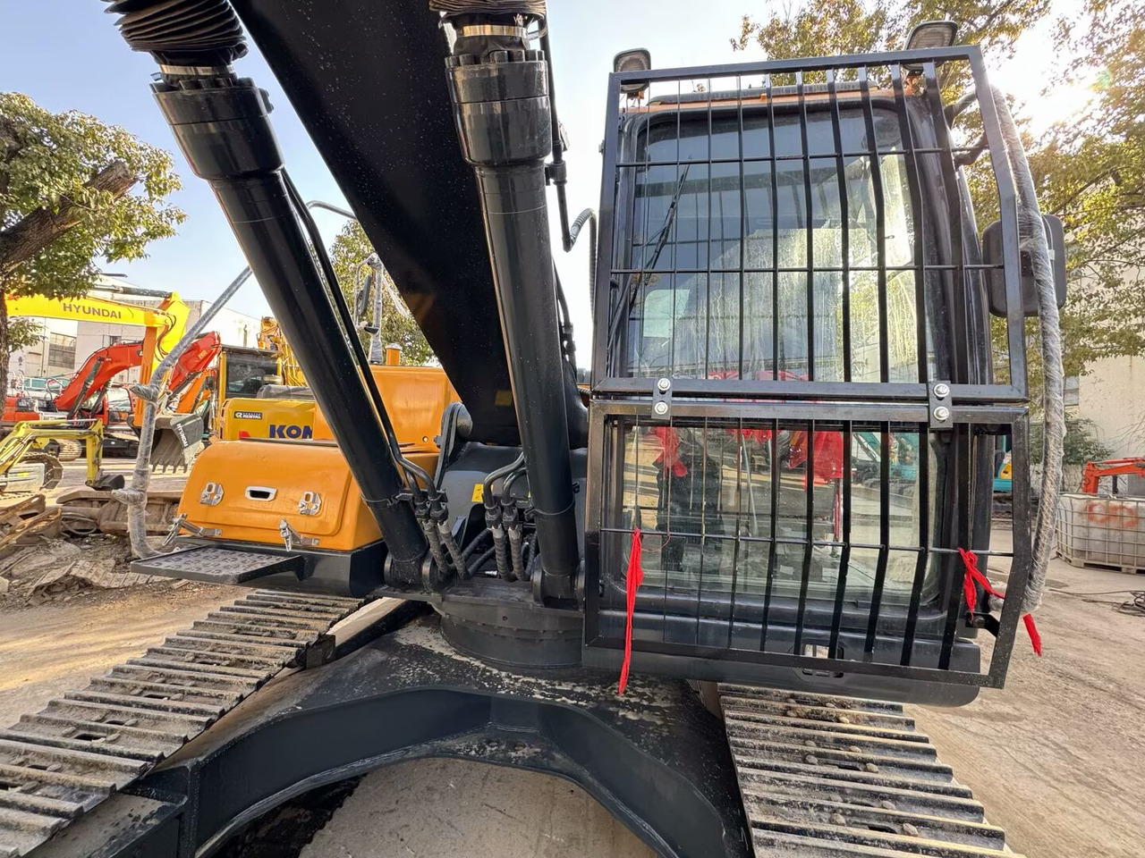 HYUNDAI 220LC-9S HX220HD HX225HD - Гусеничный экскаватор: фото 1 HYUNDAI 220LC-9S HX220HD HX225HD - Гусеничный экскаватор: фото 1