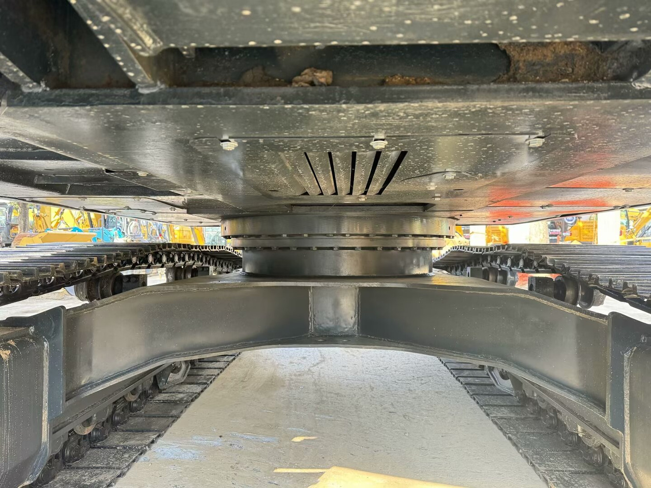 HYUNDAI 220LC-9S HX220HD HX225HD - Гусеничный экскаватор: фото 3 HYUNDAI 220LC-9S HX220HD HX225HD - Гусеничный экскаватор: фото 3