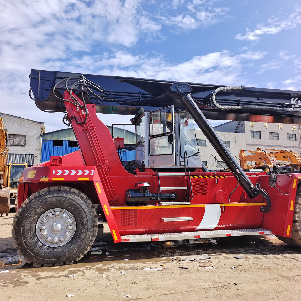 KALMAR DRF450 DRF 450 - Ричстакер: фото 1 KALMAR DRF450 DRF 450 - Ричстакер: фото 1