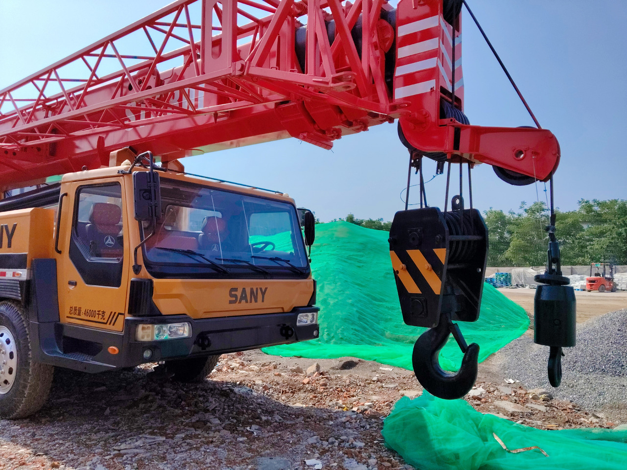 XCMG STC800 80 TON - Мобильный кран: фото 2 XCMG STC800 80 TON - Мобильный кран: фото 2