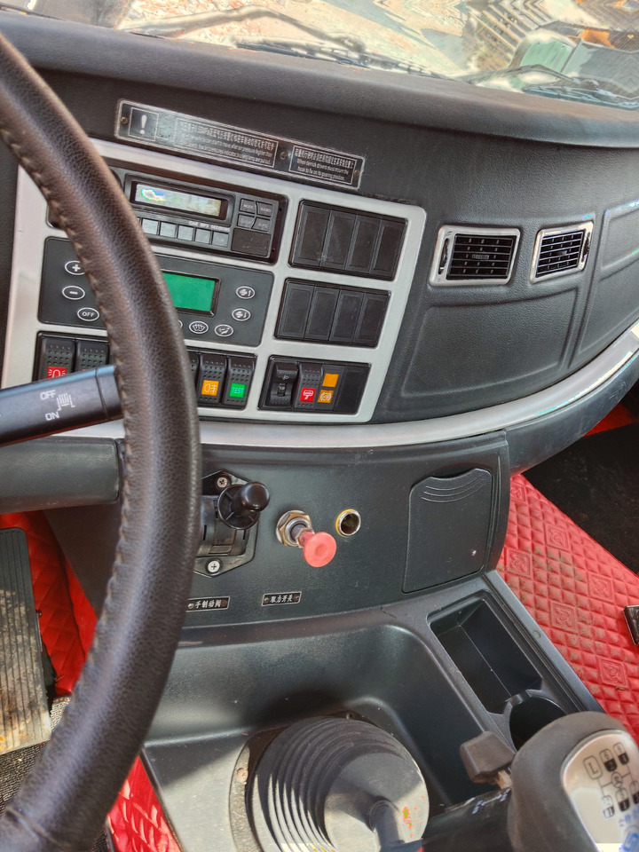 XCMG XCT50K - Мобильный кран: фото 4 XCMG XCT50K - Мобильный кран: фото 4