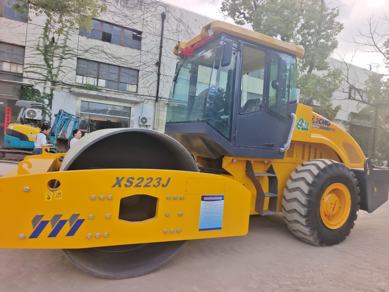 XCMG XS 223J - Дорожный каток: фото 1 XCMG XS 223J - Дорожный каток: фото 1