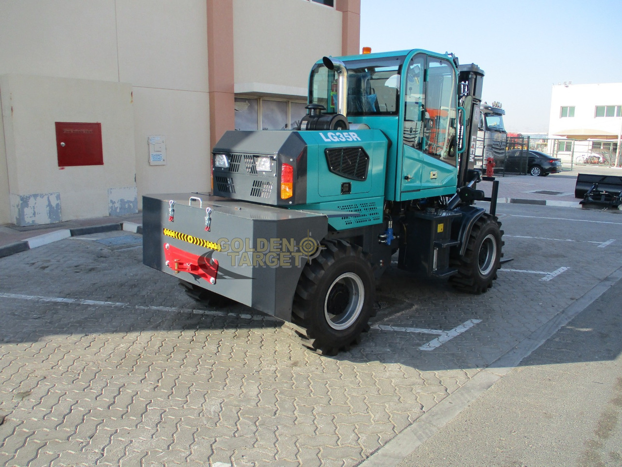 LGCM LG35R Rough Terrain Forklift - Дизельный погрузчик: фото 3 LGCM LG35R Rough Terrain Forklift - Дизельный погрузчик: фото 3