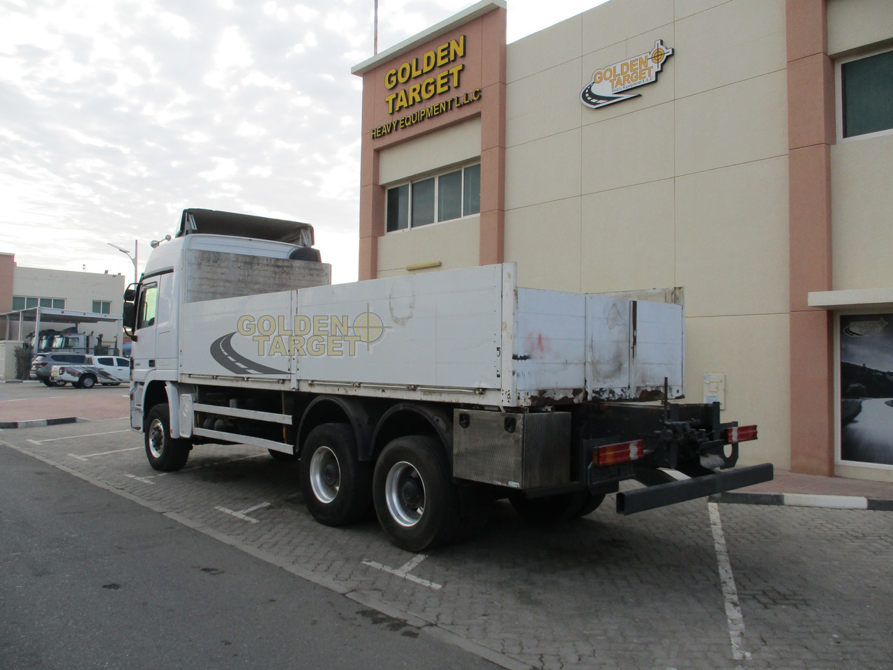 MERCEDES-BENZ ACTROS 3354 6x6 Chassis Truck - Грузовик-шасси: фото 4 MERCEDES-BENZ ACTROS 3354 6x6 Chassis Truck - Грузовик-шасси: фото 4