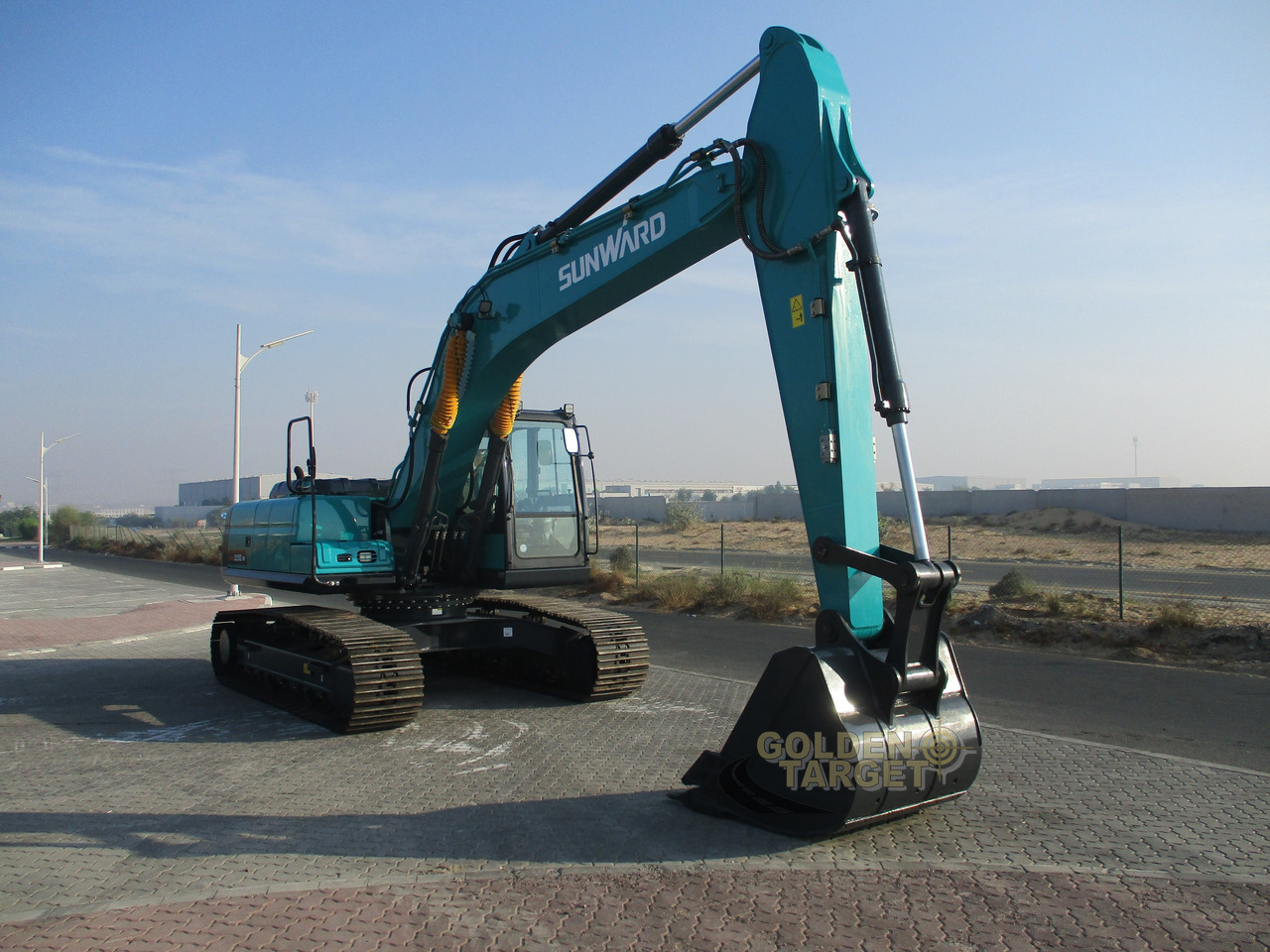 SUNWARD SWE225E-3H Hydraulic Excavator - Гусеничный экскаватор: фото 2 SUNWARD SWE225E-3H Hydraulic Excavator - Гусеничный экскаватор: фото 2