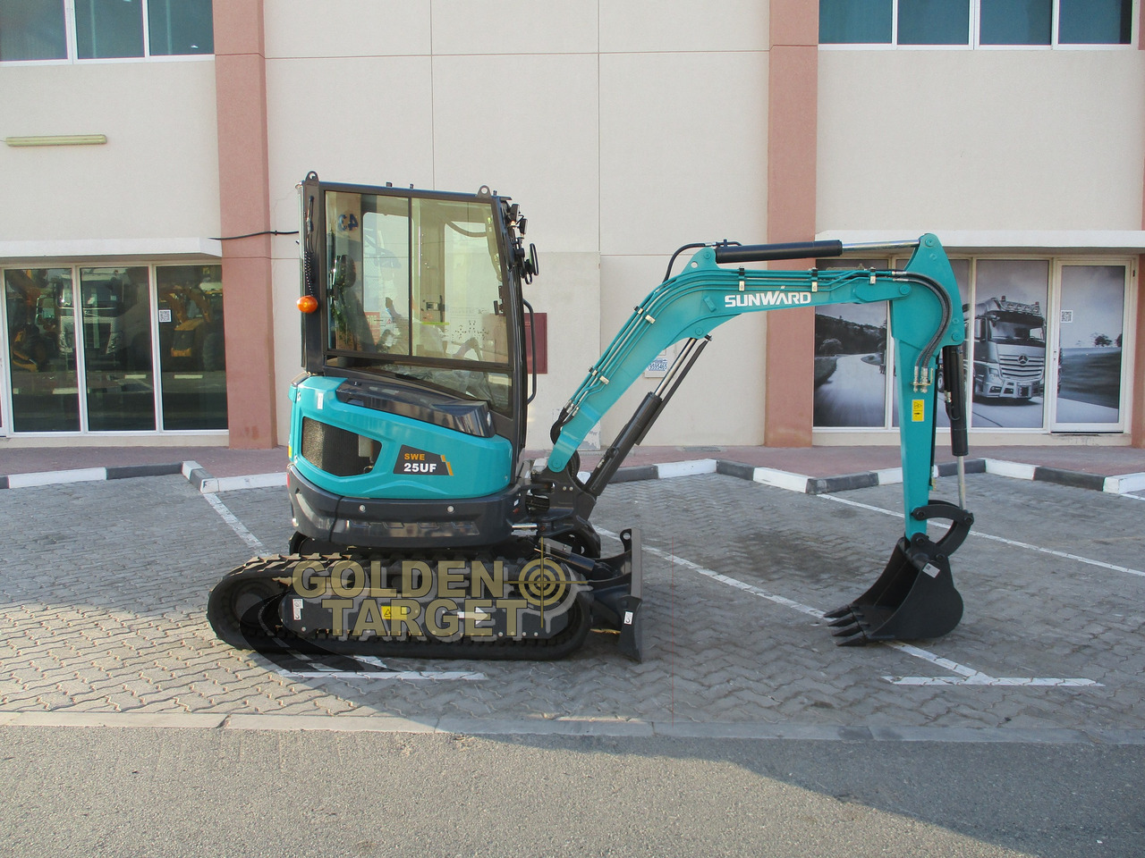 SUNWARD SWE25UF Mini Hydraulic Excavator - Мини-экскаватор: фото 5 SUNWARD SWE25UF Mini Hydraulic Excavator - Мини-экскаватор: фото 5