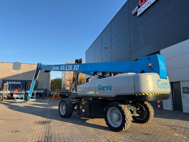 Genie SX 135 XC - Телескопический подъемник: фото 2 Genie SX 135 XC - Телескопический подъемник: фото 2