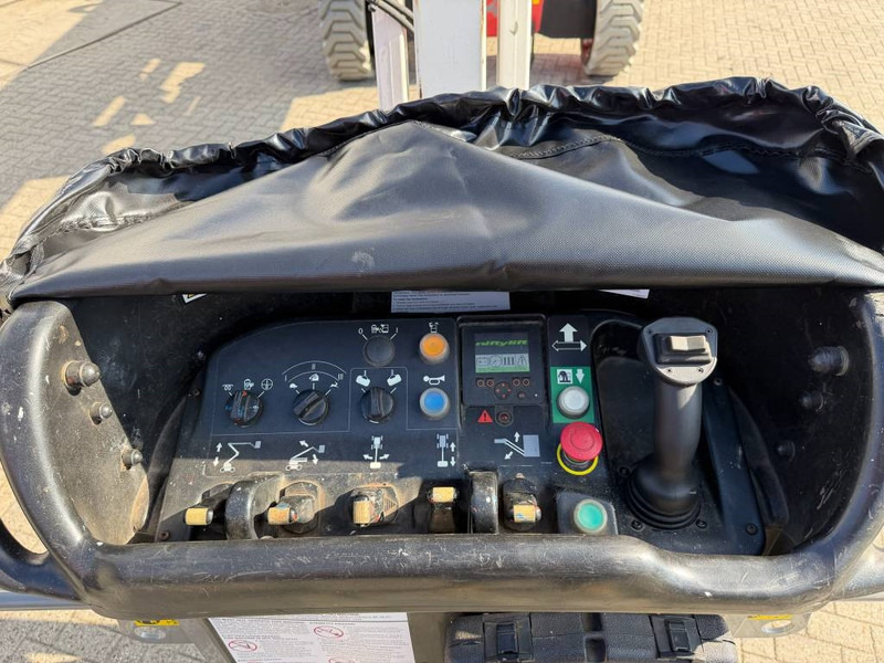 Коленчатый подъемник Niftylift HR 28: фото 13